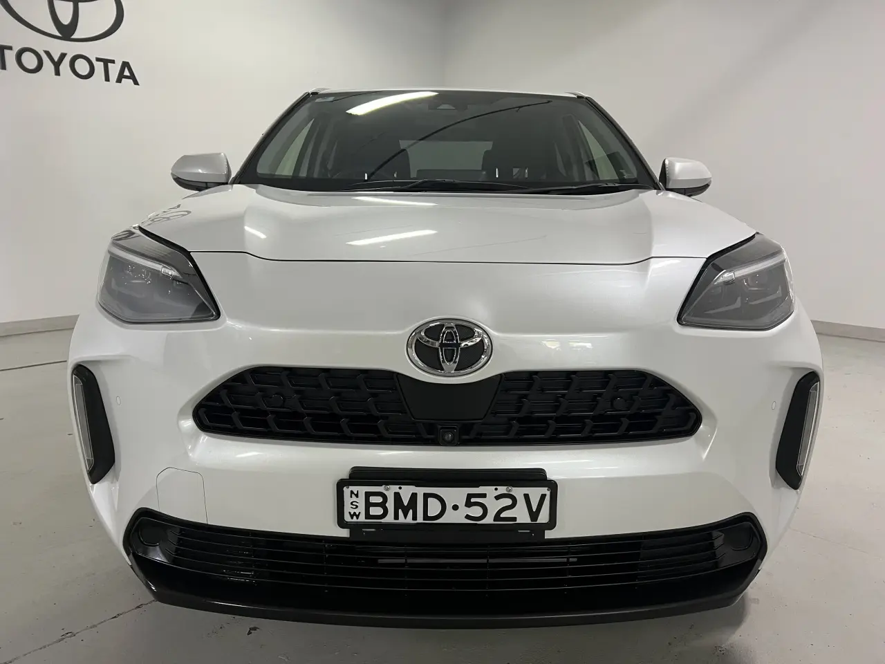 2023 TOYOTA YARIS CROSS Gallery Image 3