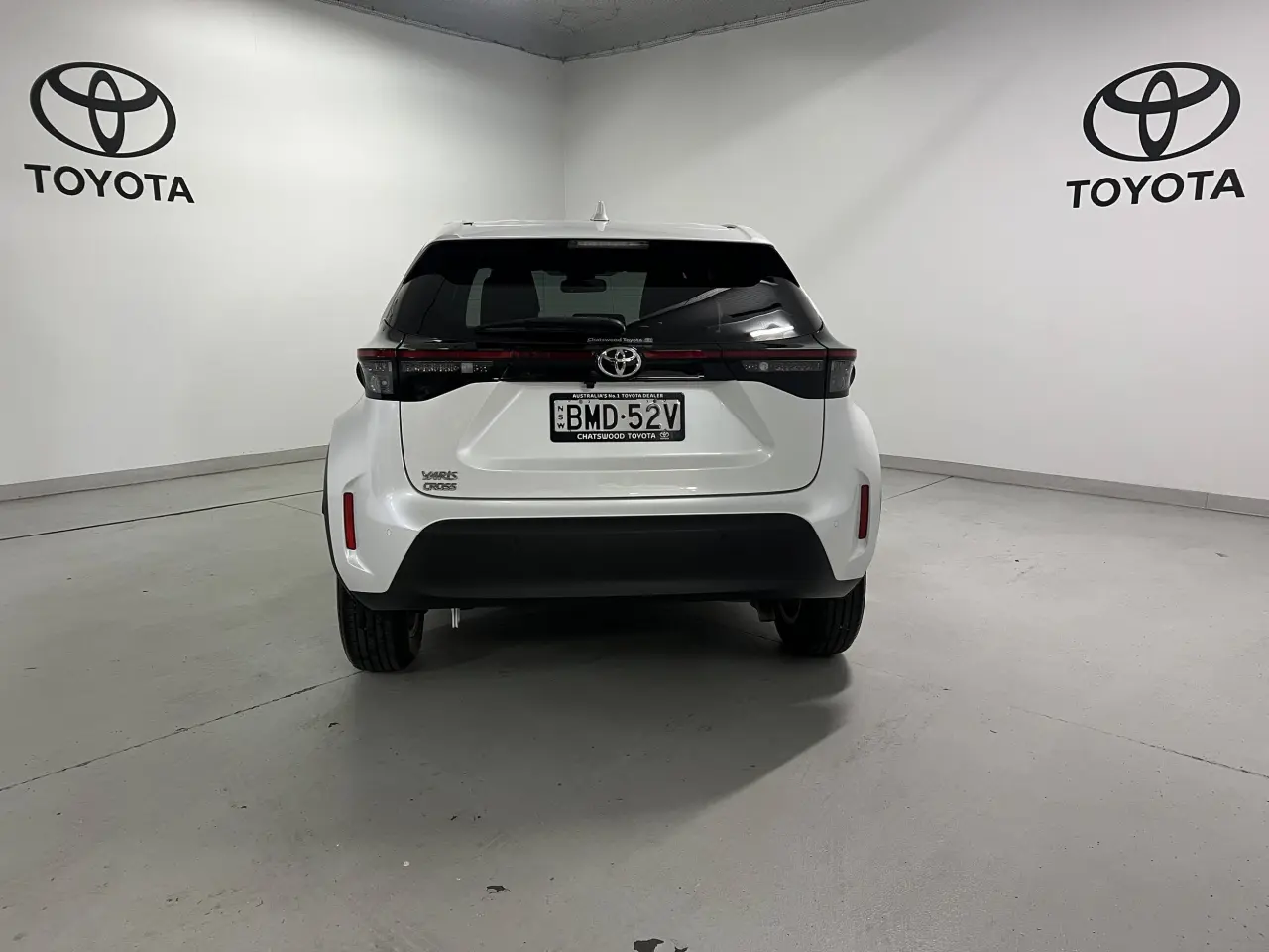 2023 TOYOTA YARIS CROSS Gallery Image 6