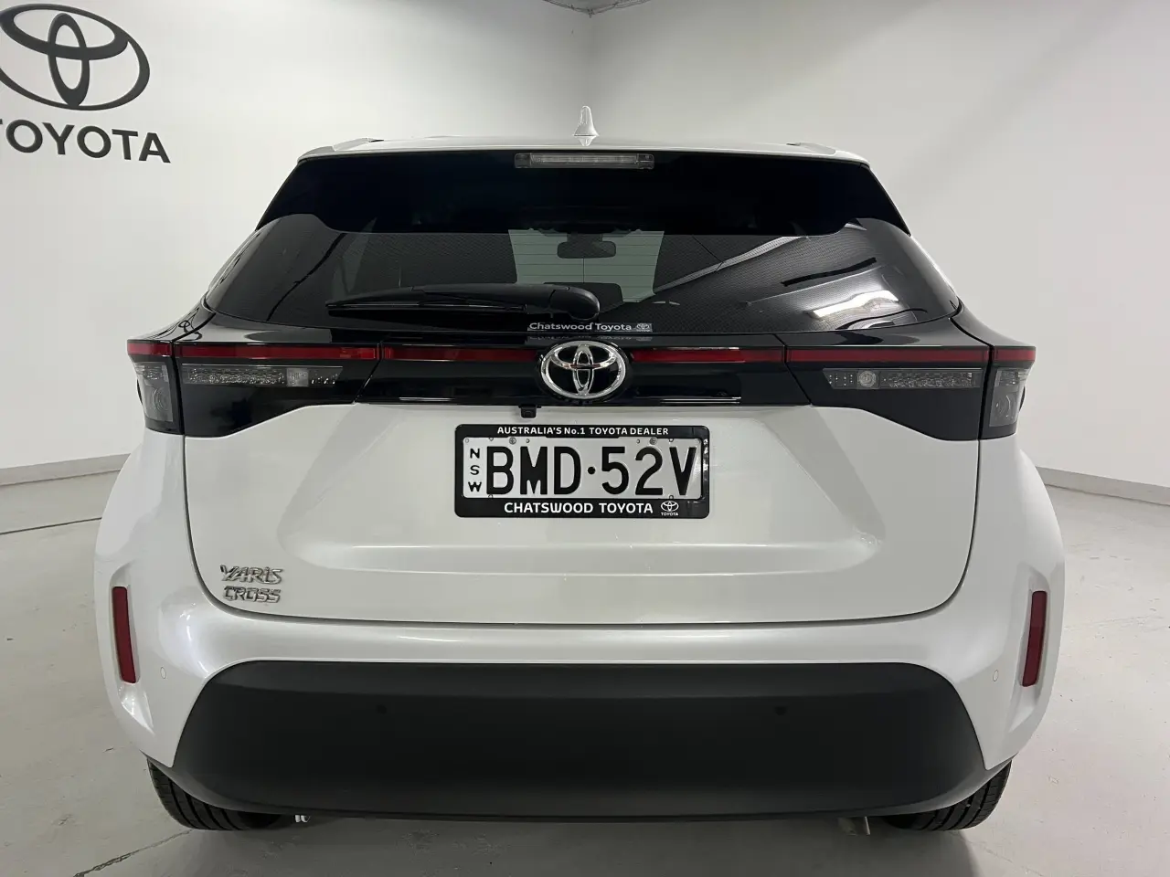 2023 TOYOTA YARIS CROSS Gallery Image 7