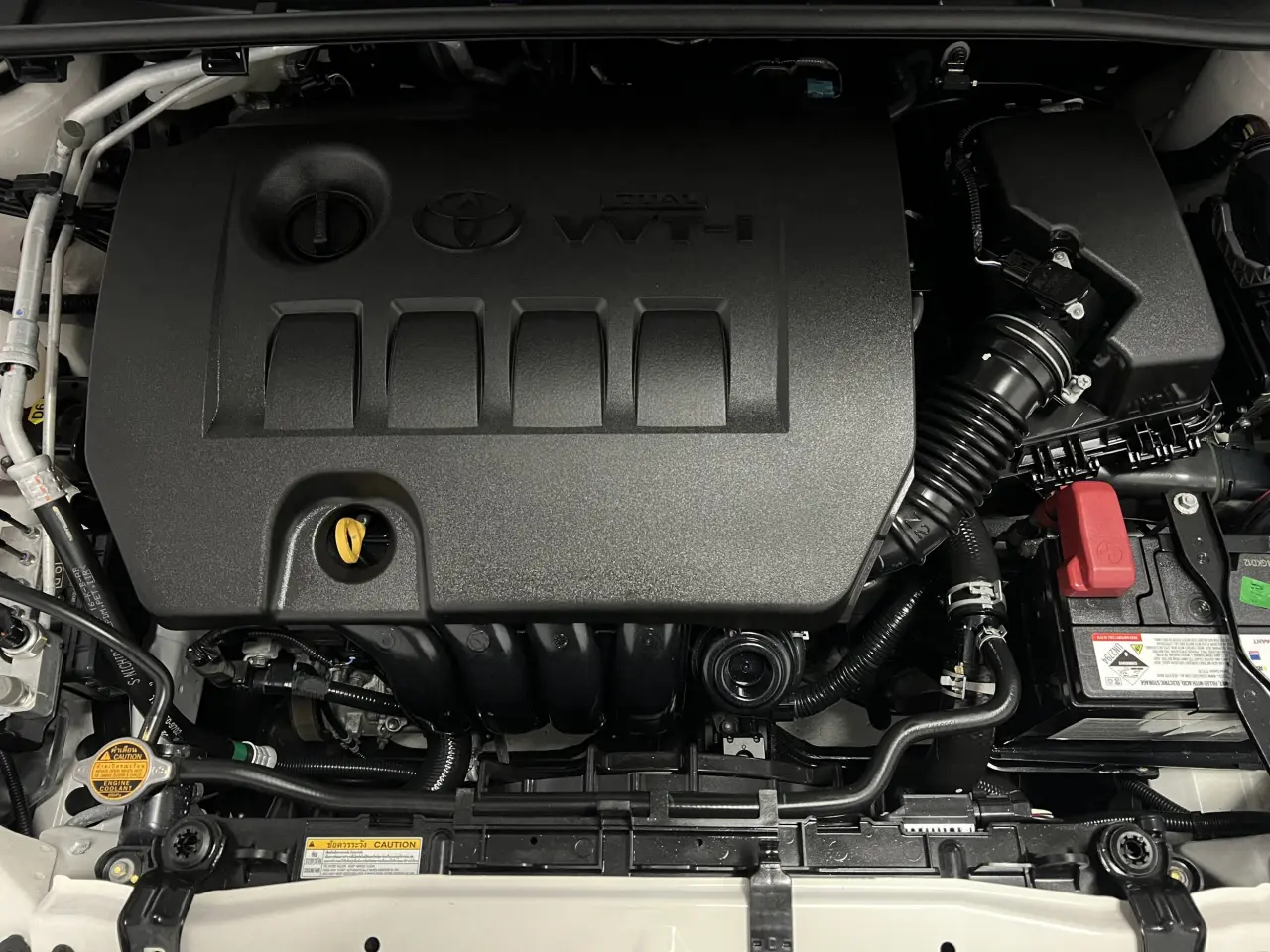 2019 TOYOTA COROLLA Gallery Image 21
