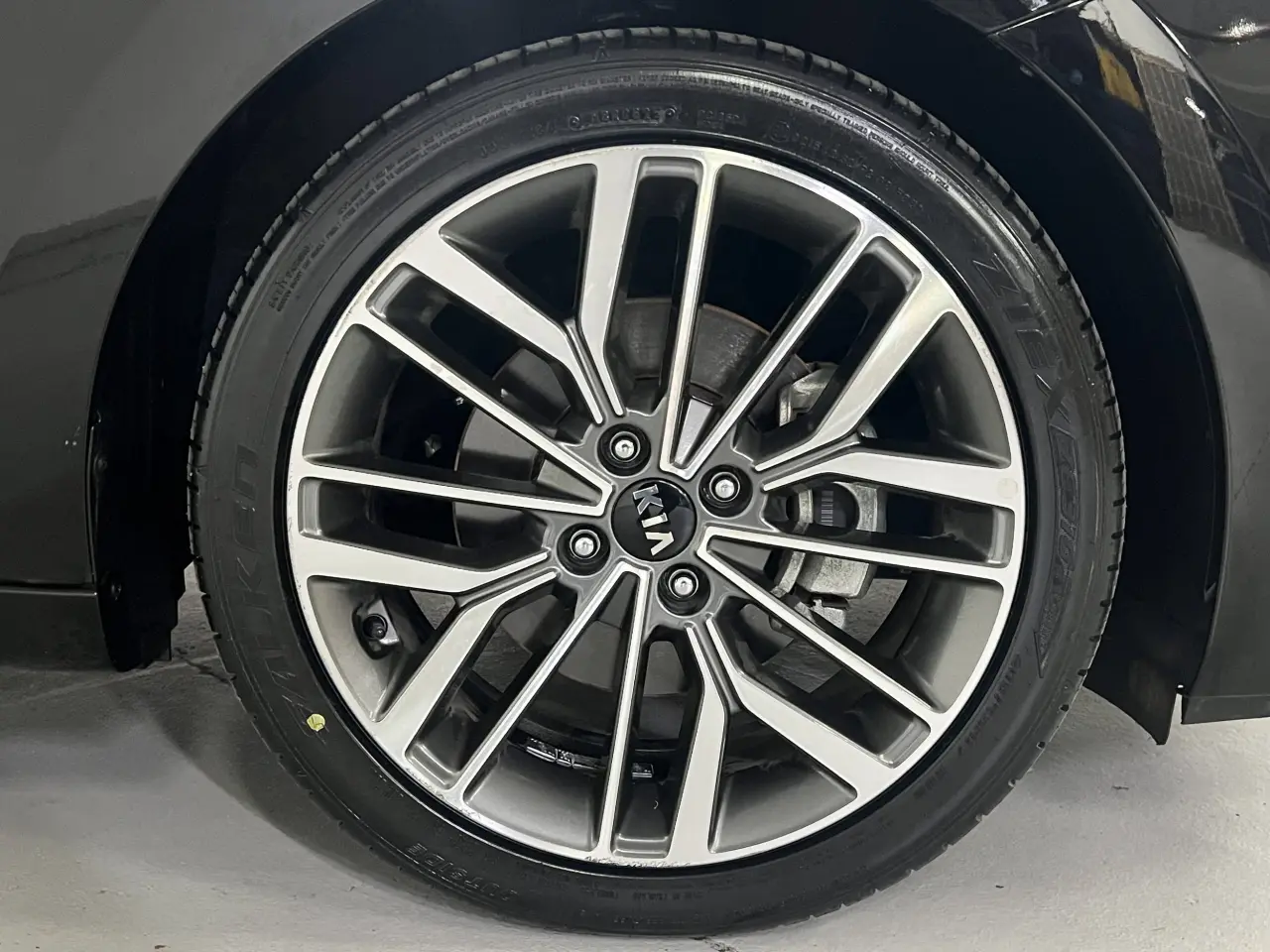 2020 KIA RIO Gallery Image 5