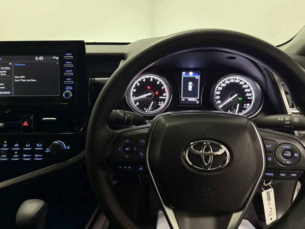 2024 TOYOTA CAMRY Gallery Image 14