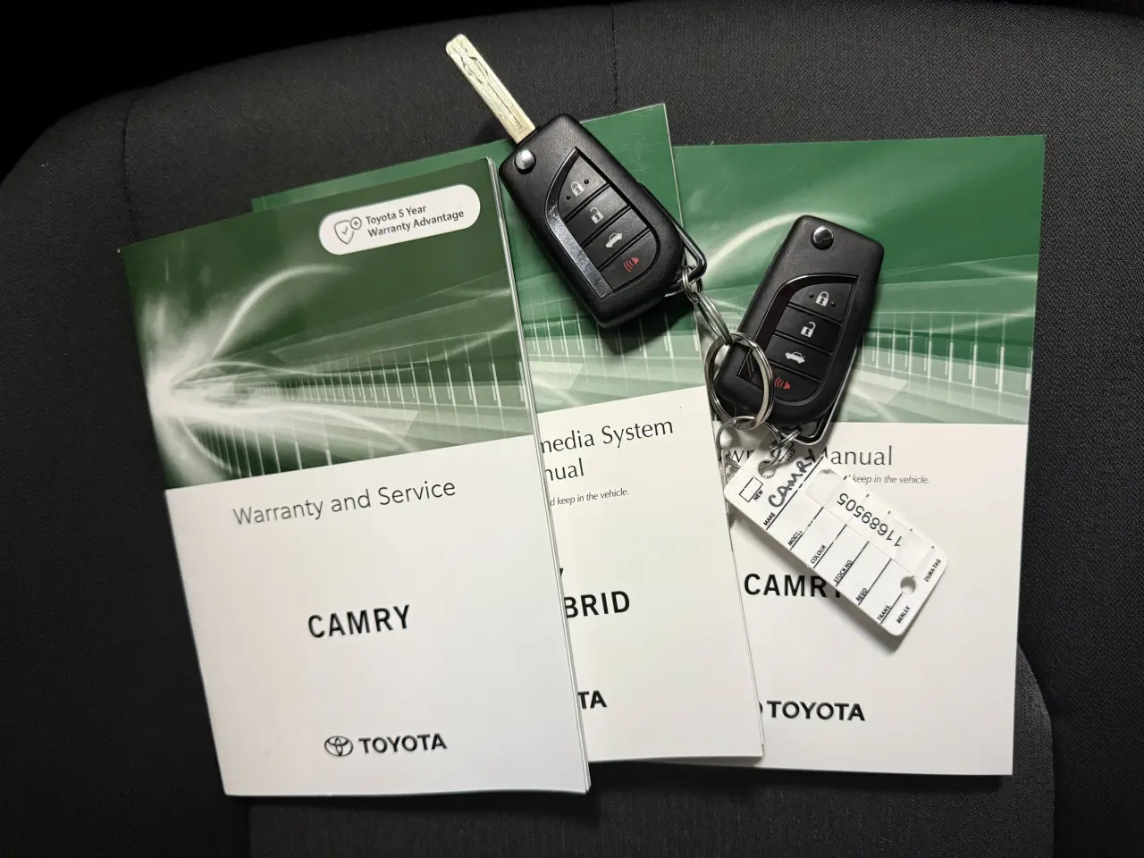 2024 TOYOTA CAMRY Gallery Image 19