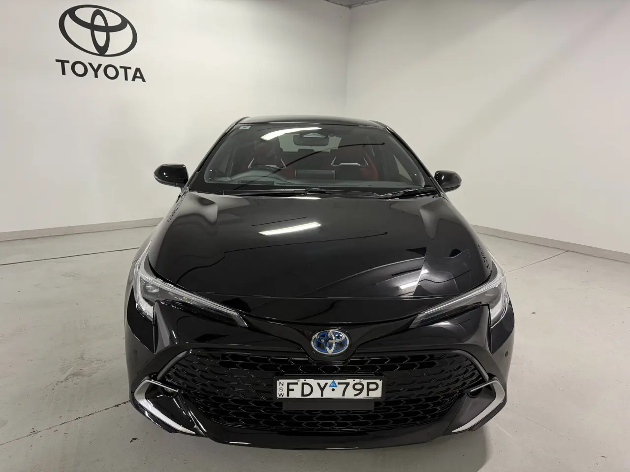 2023 TOYOTA COROLLA Gallery Image 3