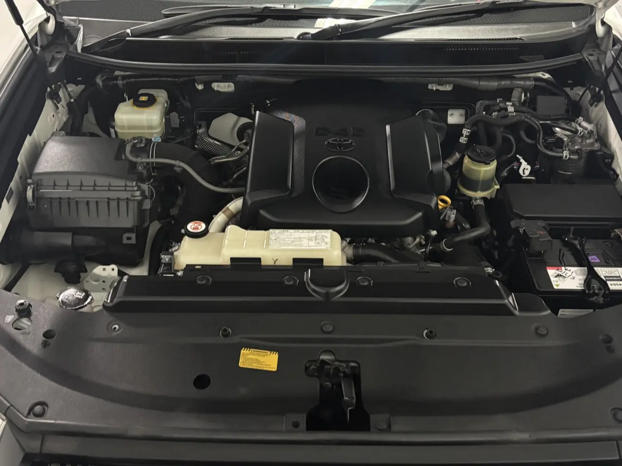2018 TOYOTA LANDCRUISER Gallery Image 19