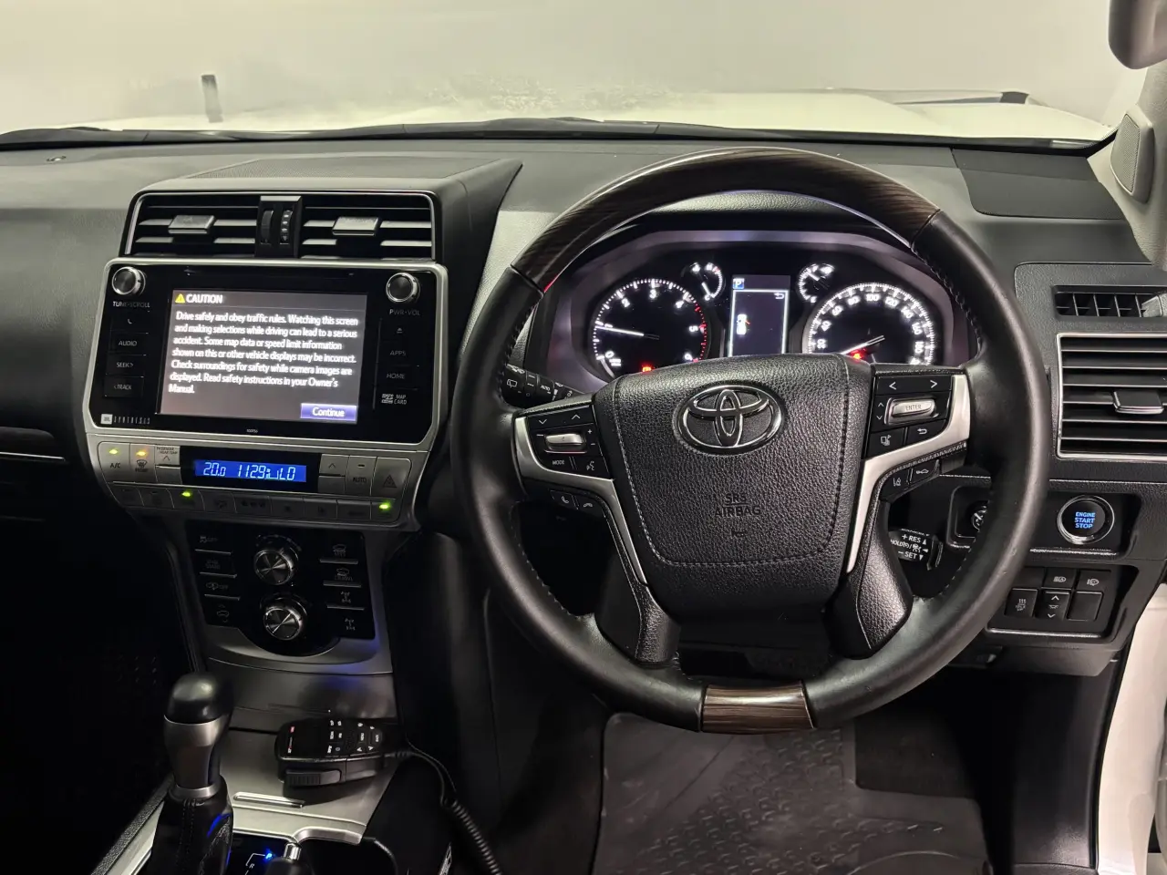 2019 TOYOTA PRADO Gallery Image 17