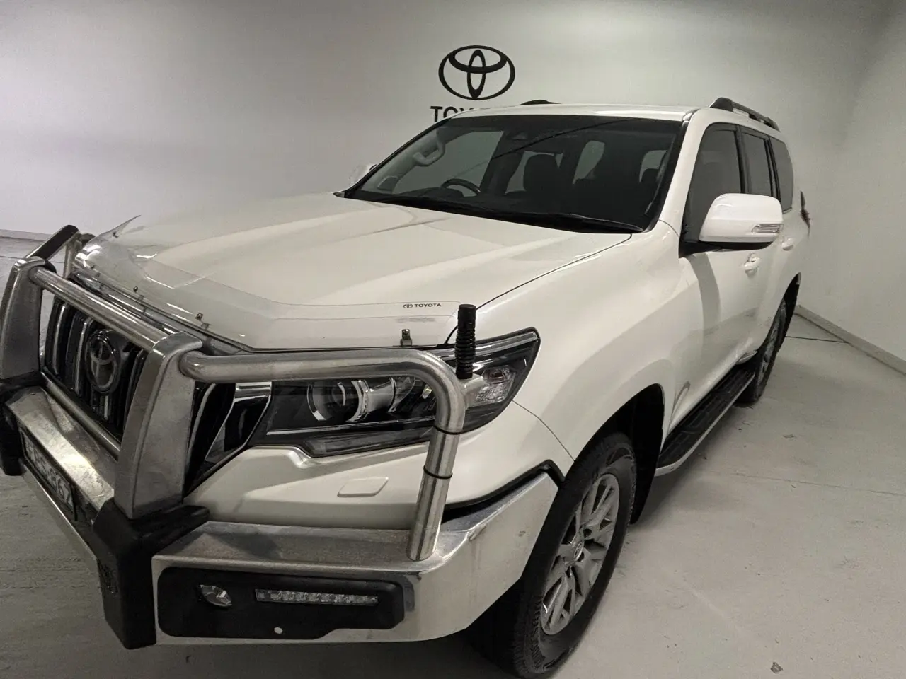 2019 TOYOTA PRADO Gallery Image 3