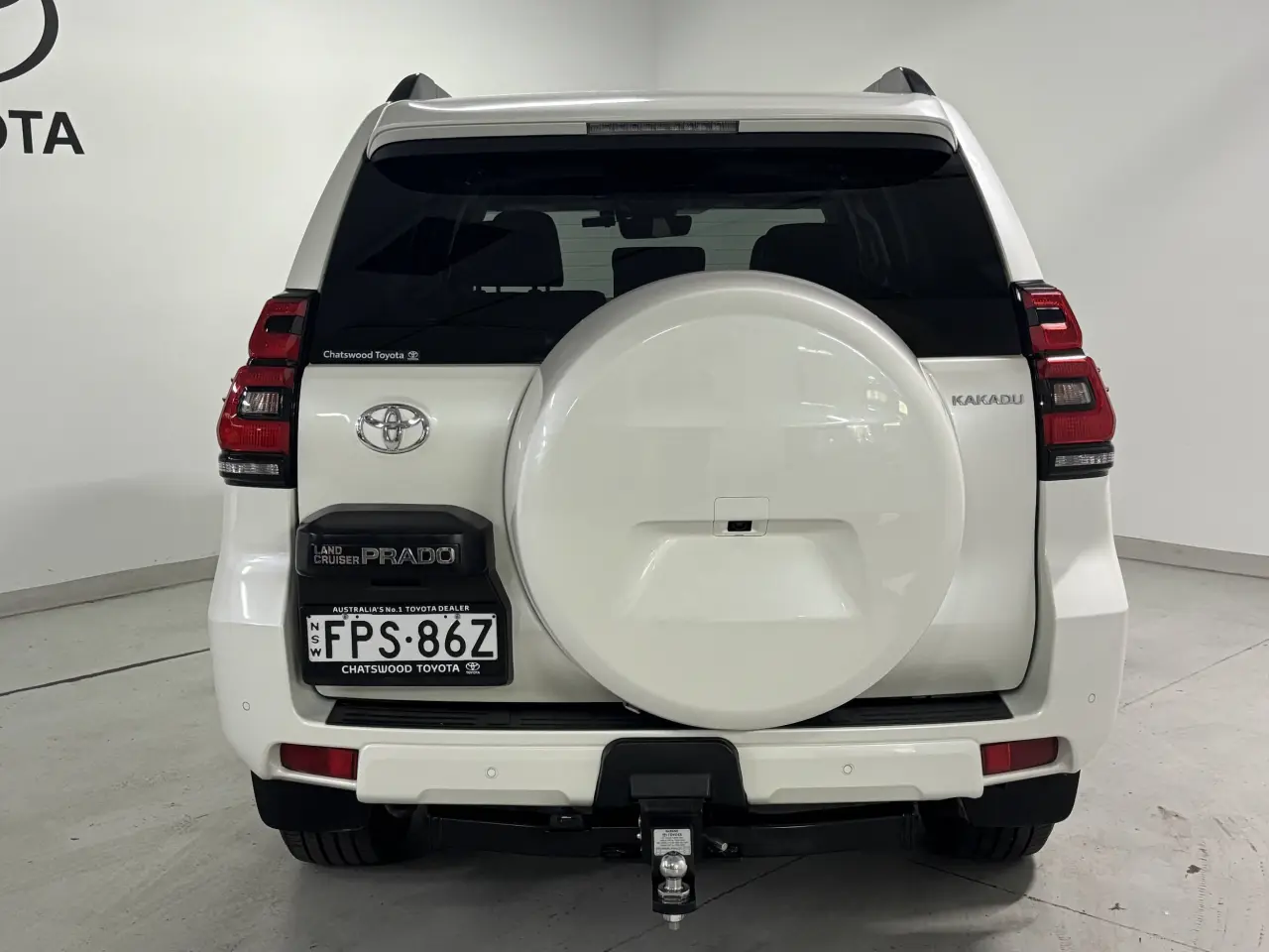 2019 TOYOTA PRADO Gallery Image 7
