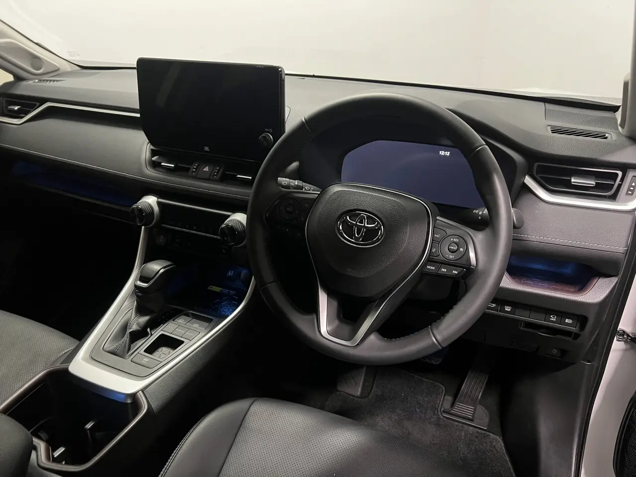 2023 TOYOTA RAV4 HYBRID Gallery Image 11