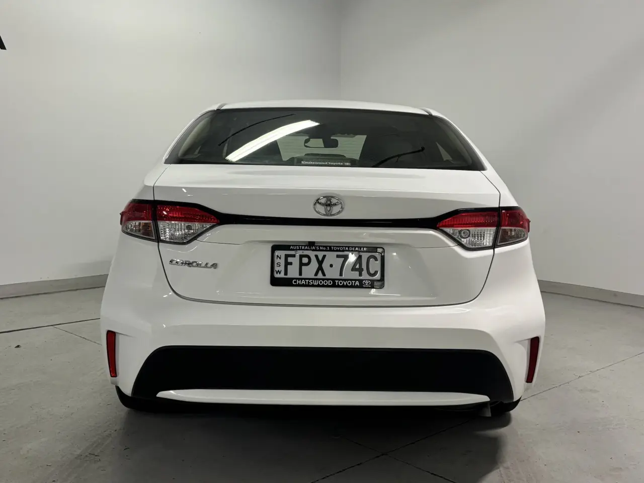 2021 TOYOTA COROLLA Gallery Image 7