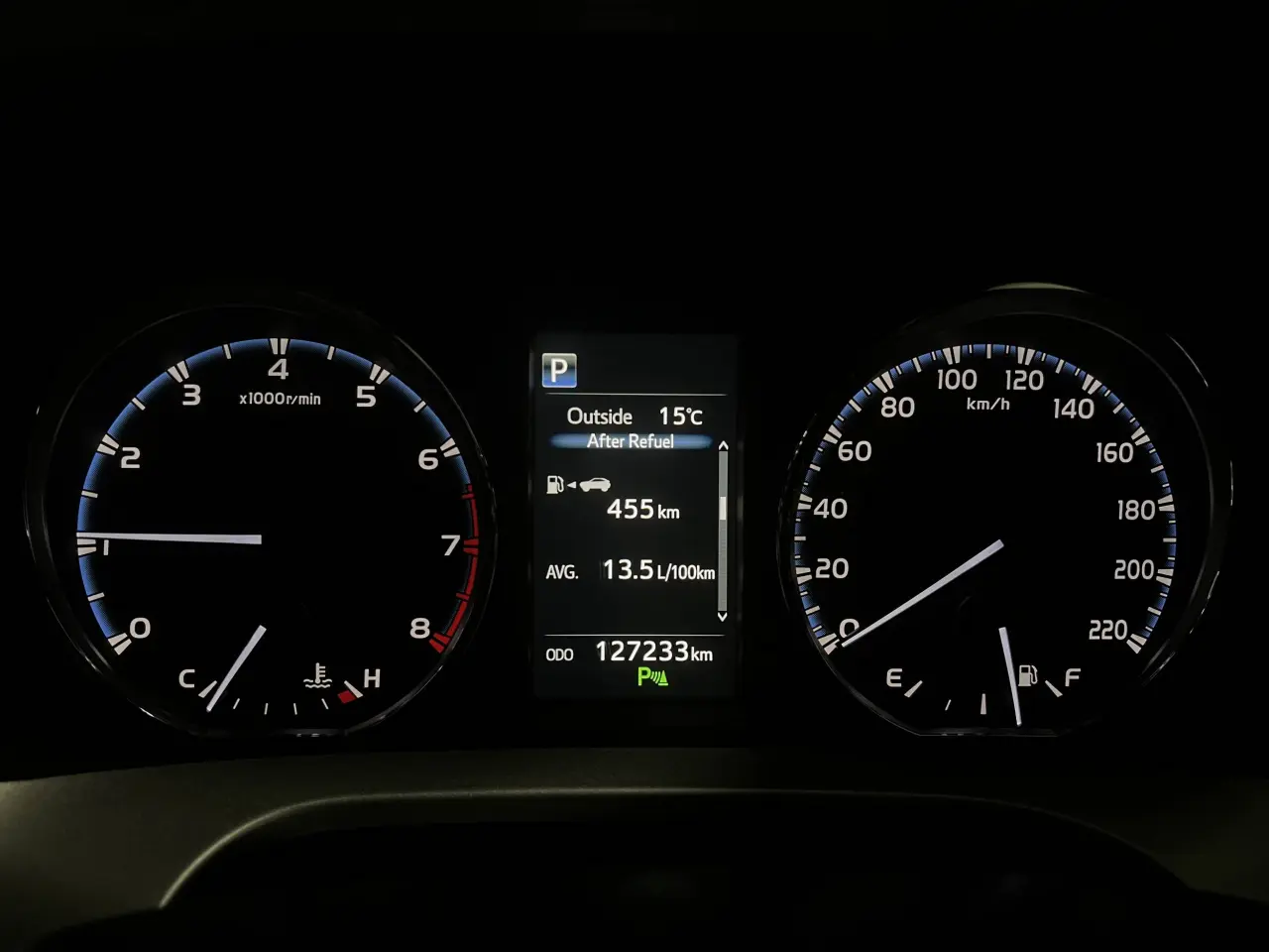2017 TOYOTA RAV4 Gallery Image 17
