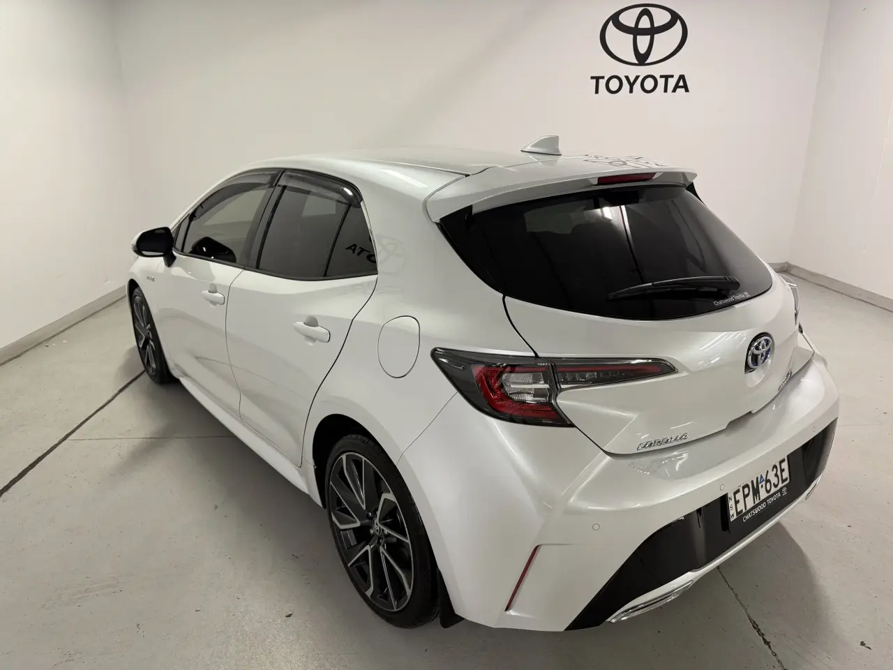 2021 TOYOTA COROLLA Gallery Image 8