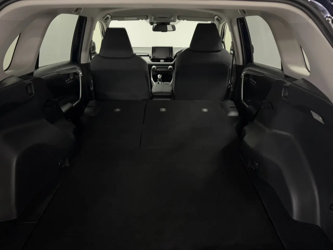 2020 TOYOTA RAV4 HYBRID Gallery Image 11