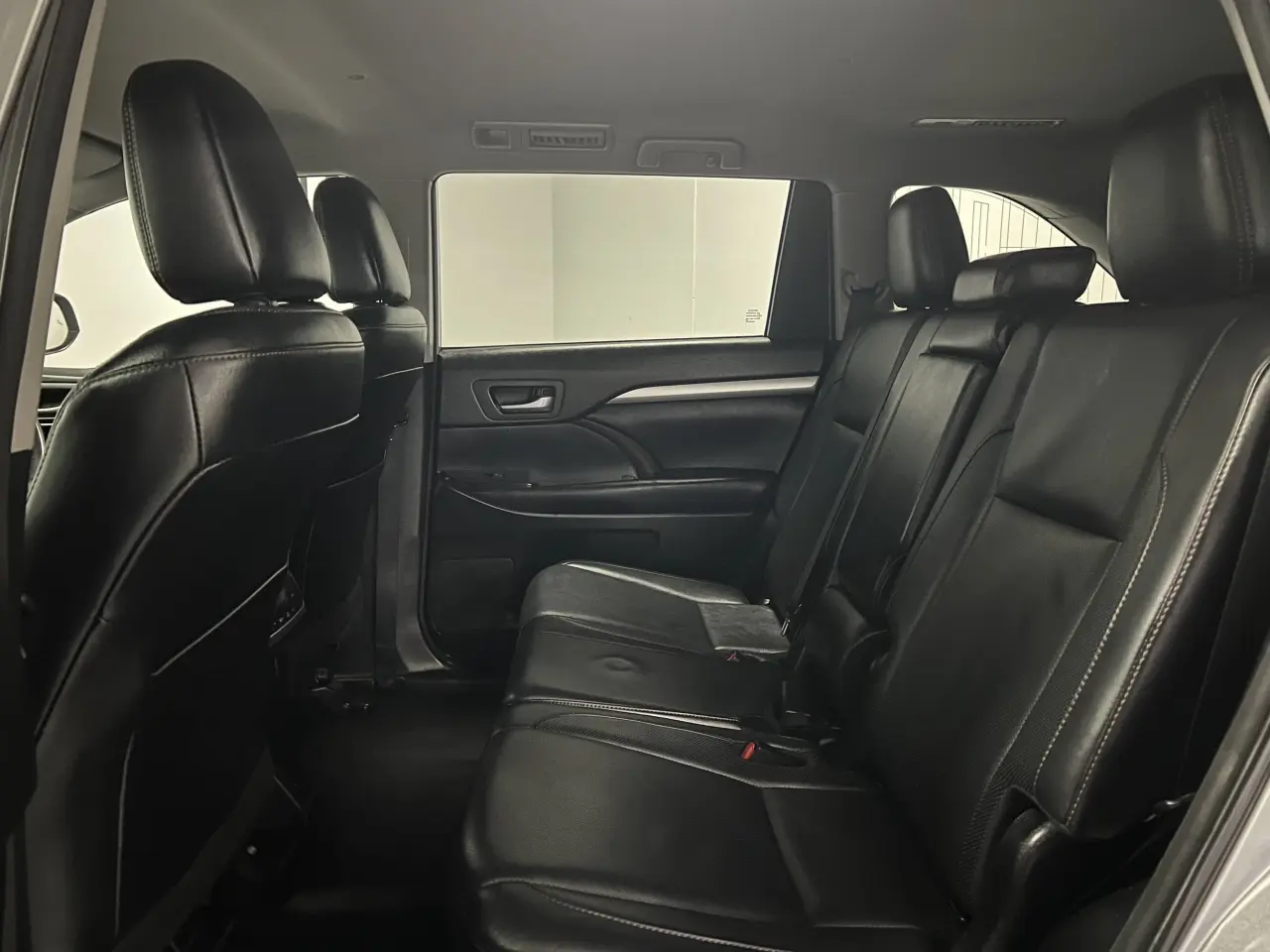 2018 TOYOTA KLUGER Gallery Image 14