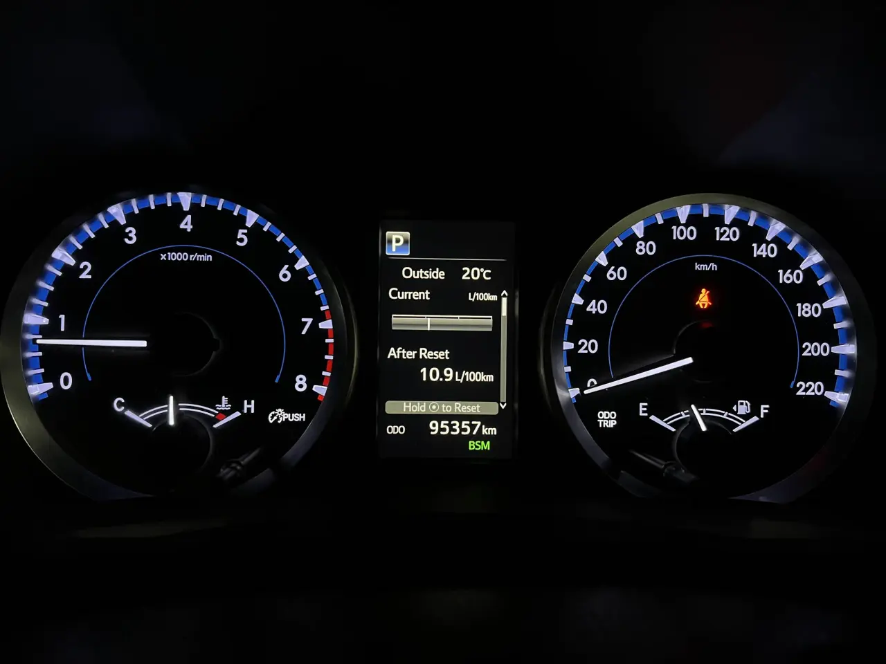 2018 TOYOTA KLUGER Gallery Image 18