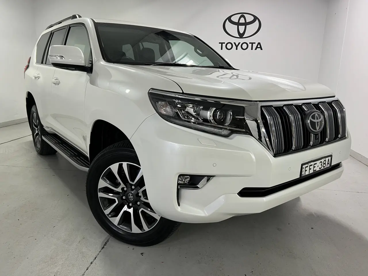 2023 TOYOTA PRADO Gallery Image 1
