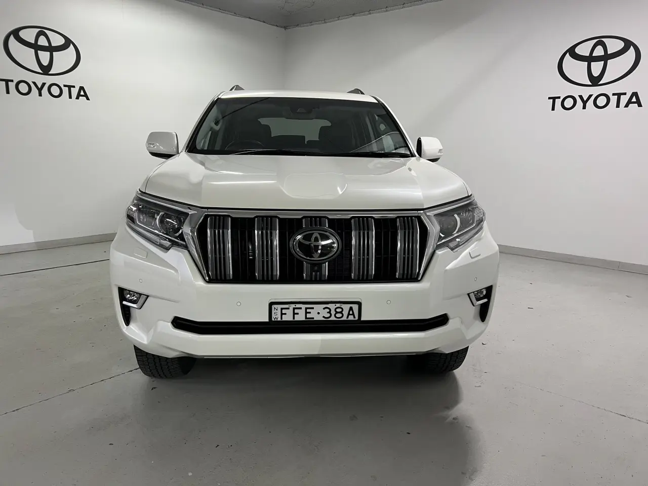 2023 TOYOTA PRADO Gallery Image 2