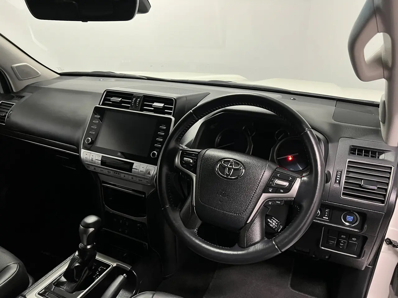 2023 TOYOTA PRADO Gallery Image 9