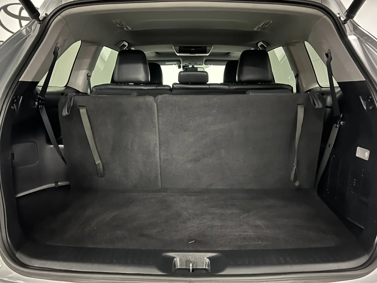 2016 TOYOTA KLUGER Gallery Image 13