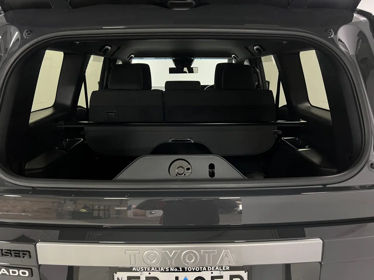 2025 TOYOTA PRADO Gallery Image 12