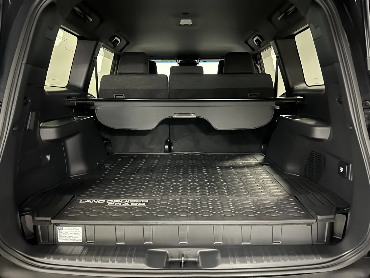 2025 TOYOTA PRADO Gallery Image 13