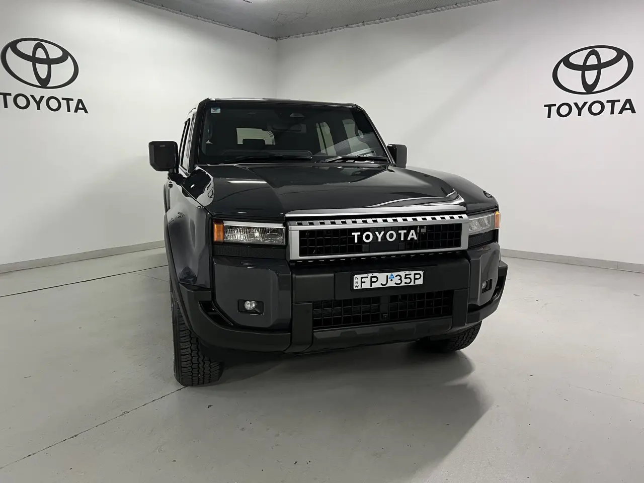 2025 TOYOTA PRADO Gallery Image 2