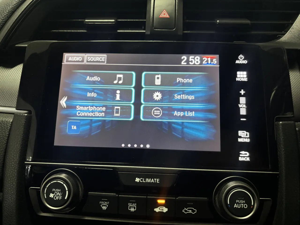 2019 HONDA CIVIC Gallery Image 18