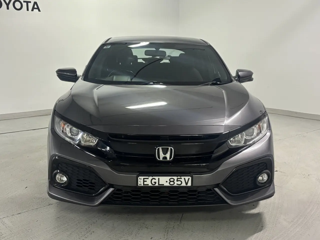 2019 HONDA CIVIC Gallery Image 2