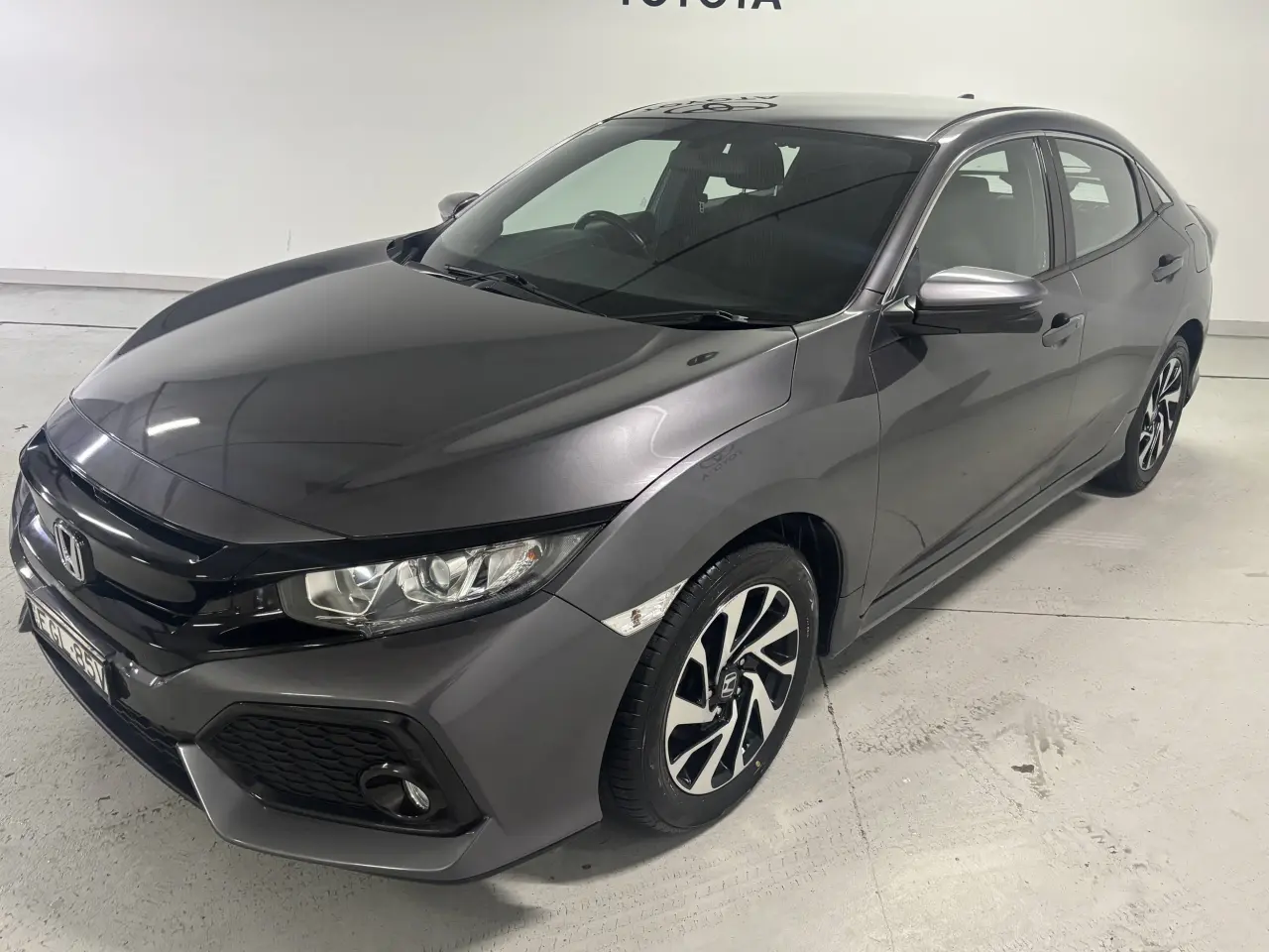 2019 HONDA CIVIC Gallery Image 3