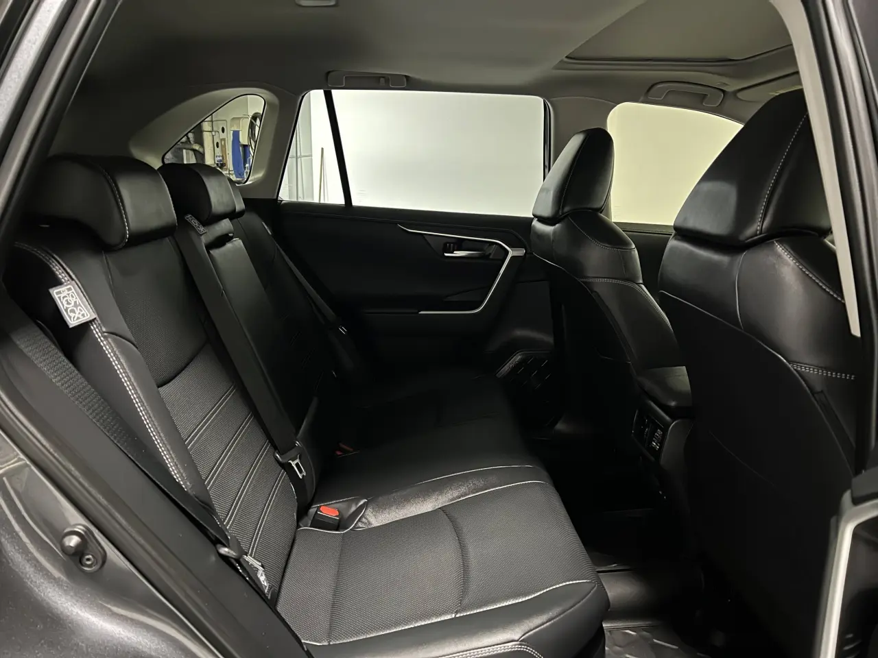 2024 TOYOTA RAV4 HYBRID Gallery Image 11