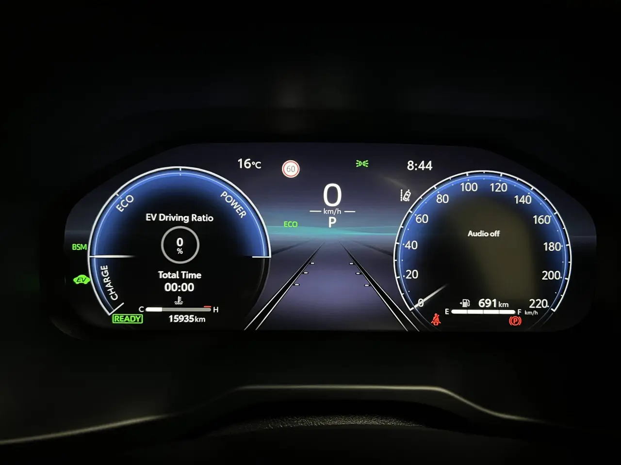 2024 TOYOTA RAV4 HYBRID Gallery Image 18