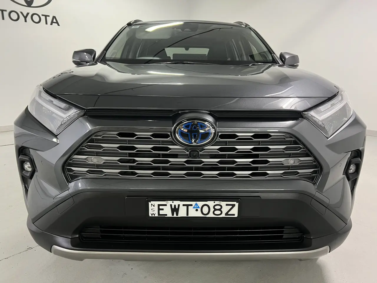 2024 TOYOTA RAV4 HYBRID Gallery Image 3