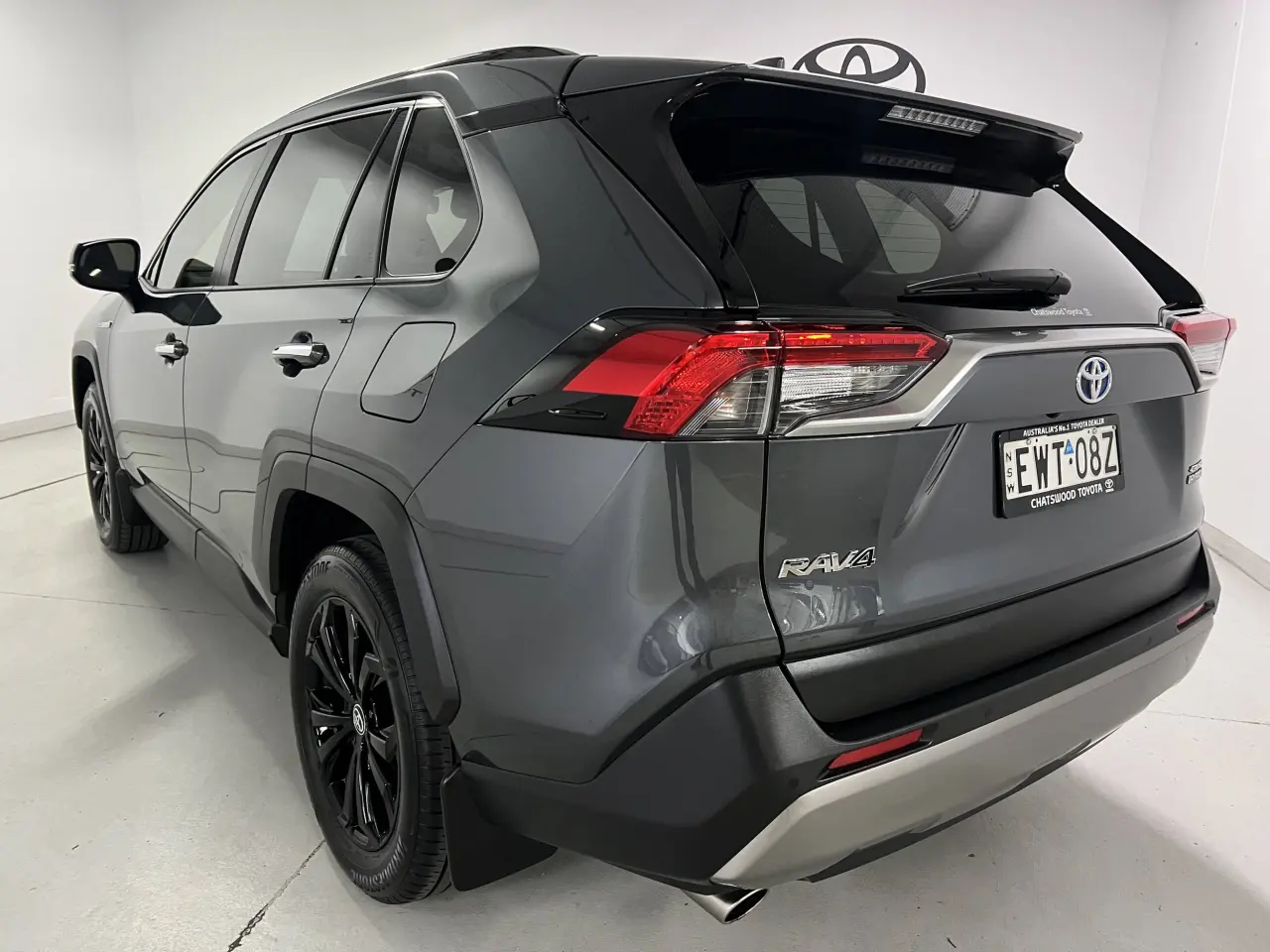 2024 TOYOTA RAV4 HYBRID Gallery Image 8