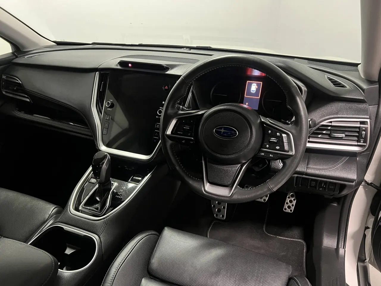 2022 SUBARU OUTBACK Gallery Image 11