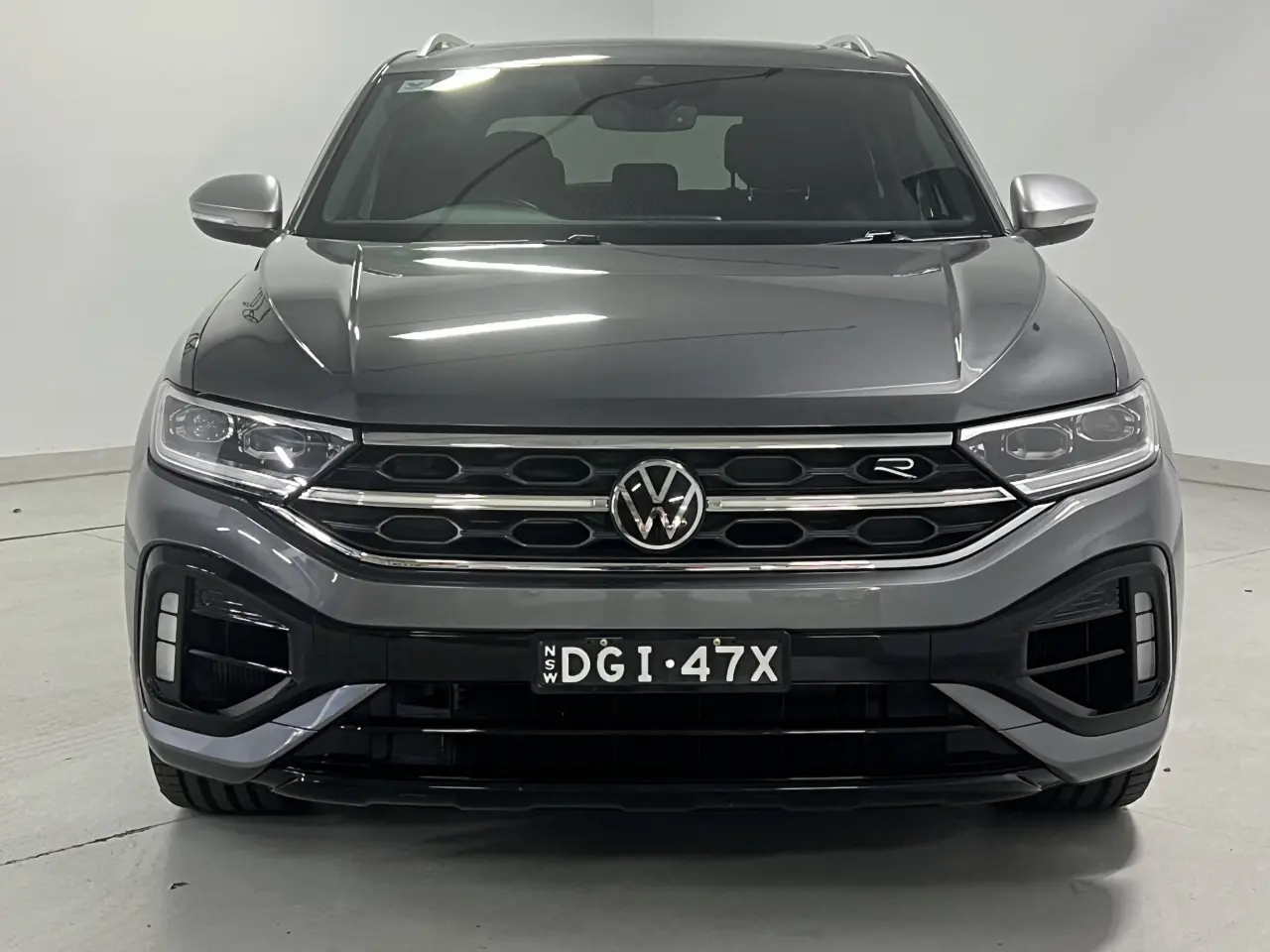 2022 VOLKSWAGEN T-ROC Gallery Image 3
