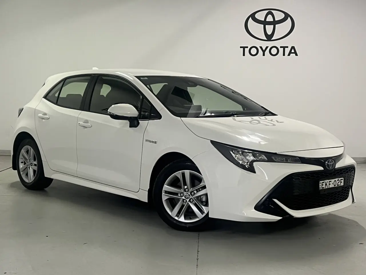 2020 TOYOTA COROLLA Gallery Image 1