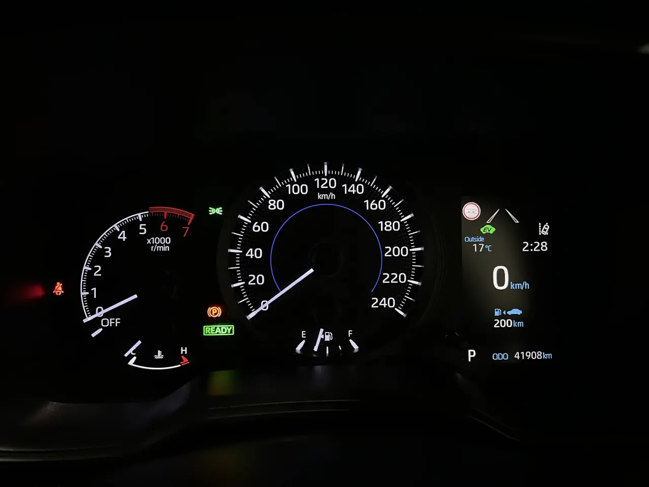 2020 TOYOTA COROLLA Gallery Image 17