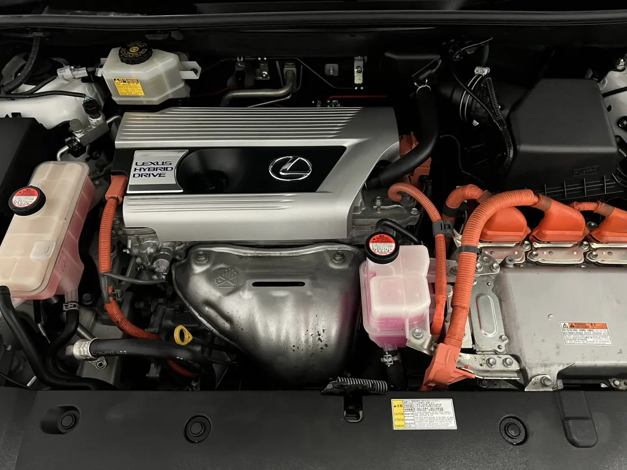 2015 LEXUS NX300H Gallery Image 21