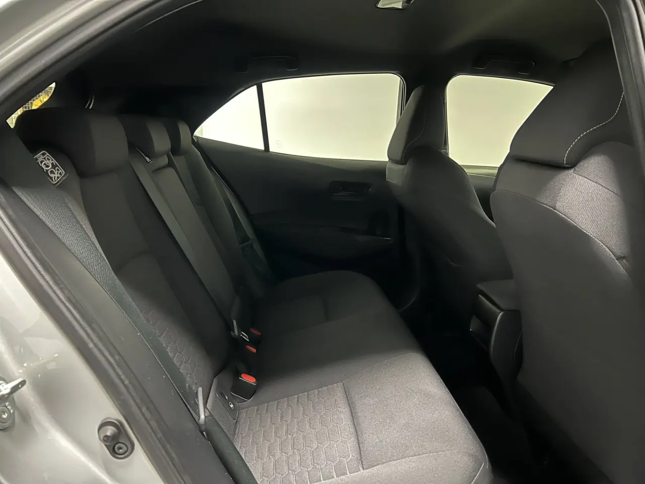 2022 TOYOTA COROLLA Gallery Image 11