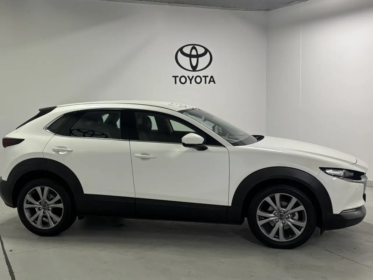 2021 MAZDA CX-30 Gallery Image 4
