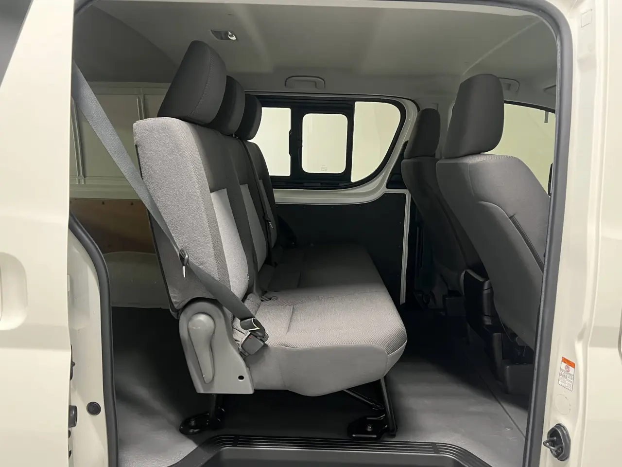 2021 TOYOTA HIACE Gallery Image 11