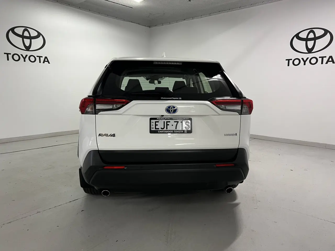 2020 TOYOTA RAV4 HYBRID Gallery Image 6
