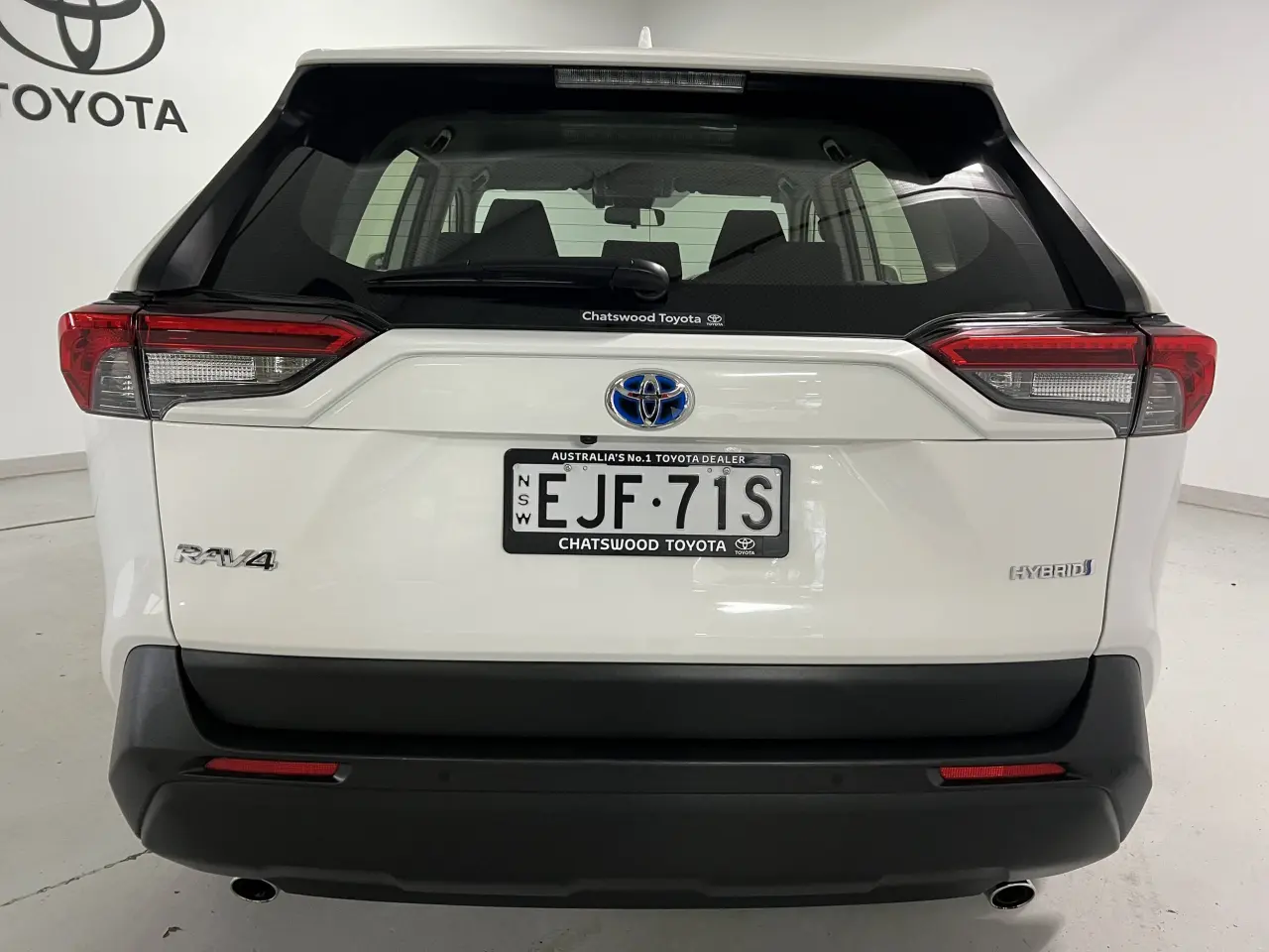 2020 TOYOTA RAV4 HYBRID Gallery Image 7