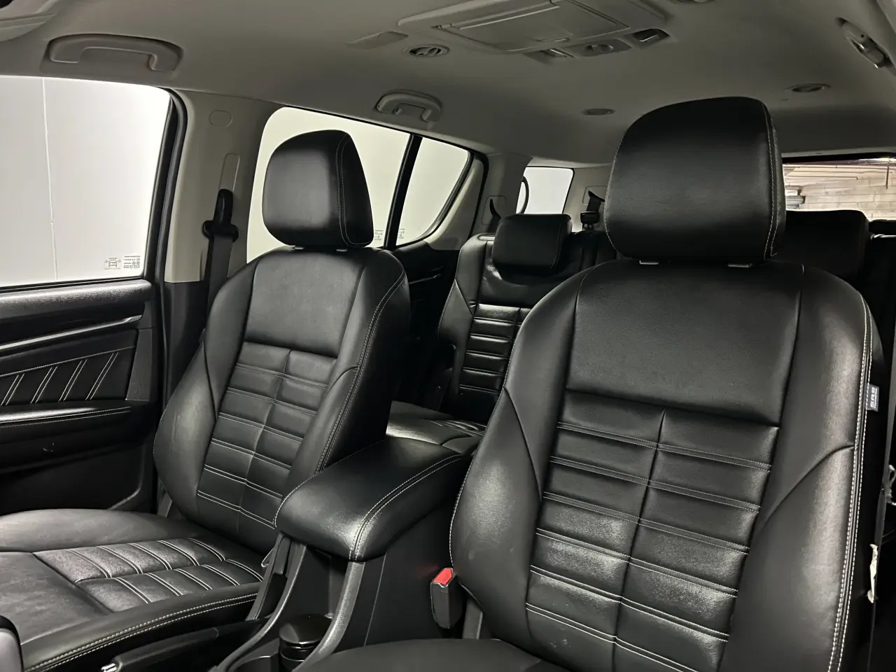 2021 ISUZU MU-X Gallery Image 16
