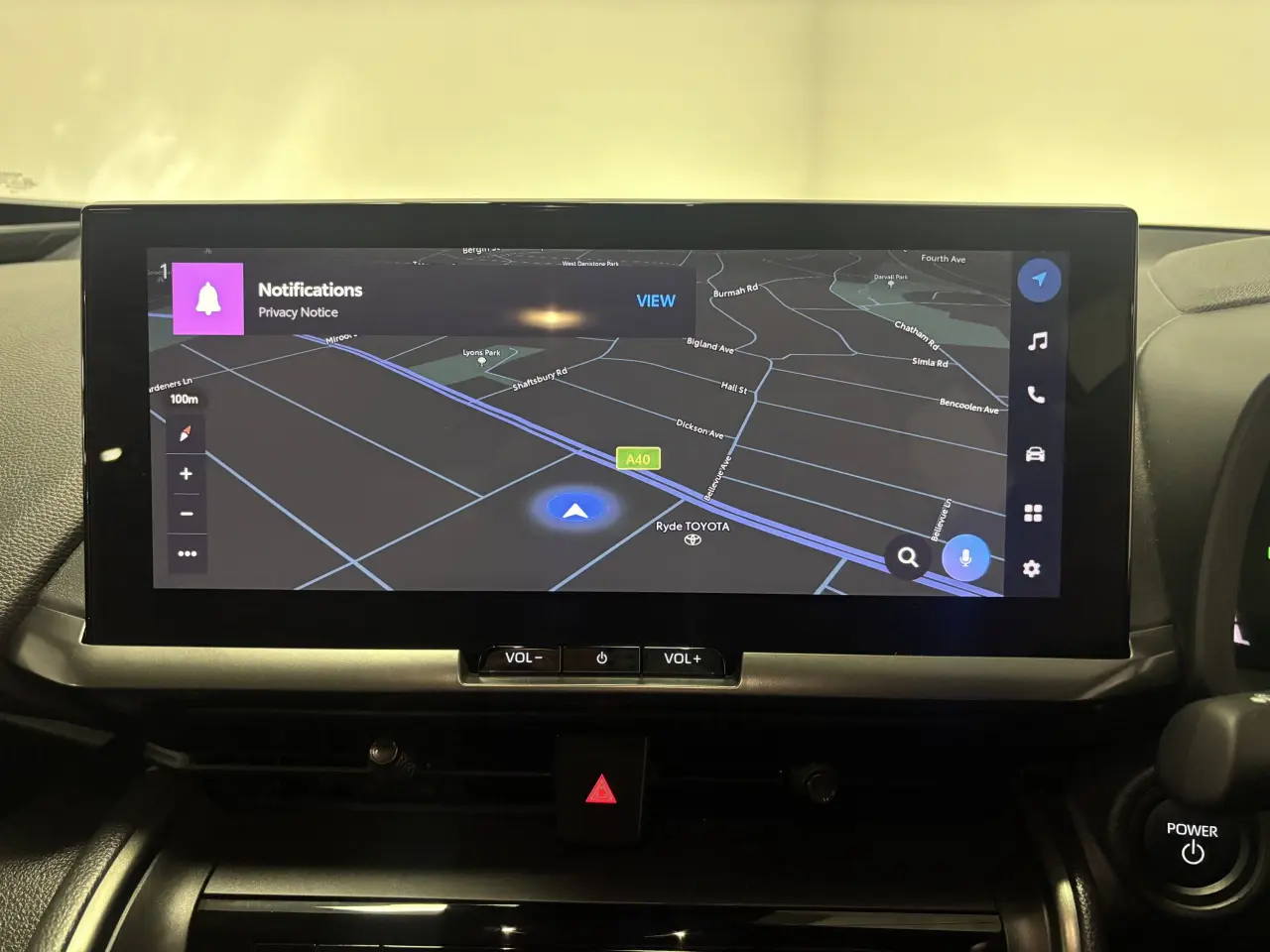 2023 TOYOTA C-HR HYBRID Gallery Image 17
