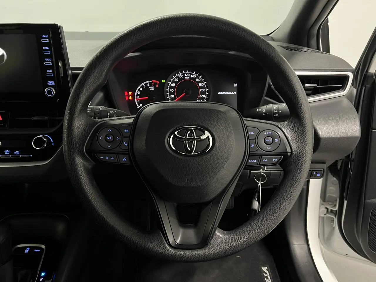 2022 TOYOTA COROLLA Gallery Image 16