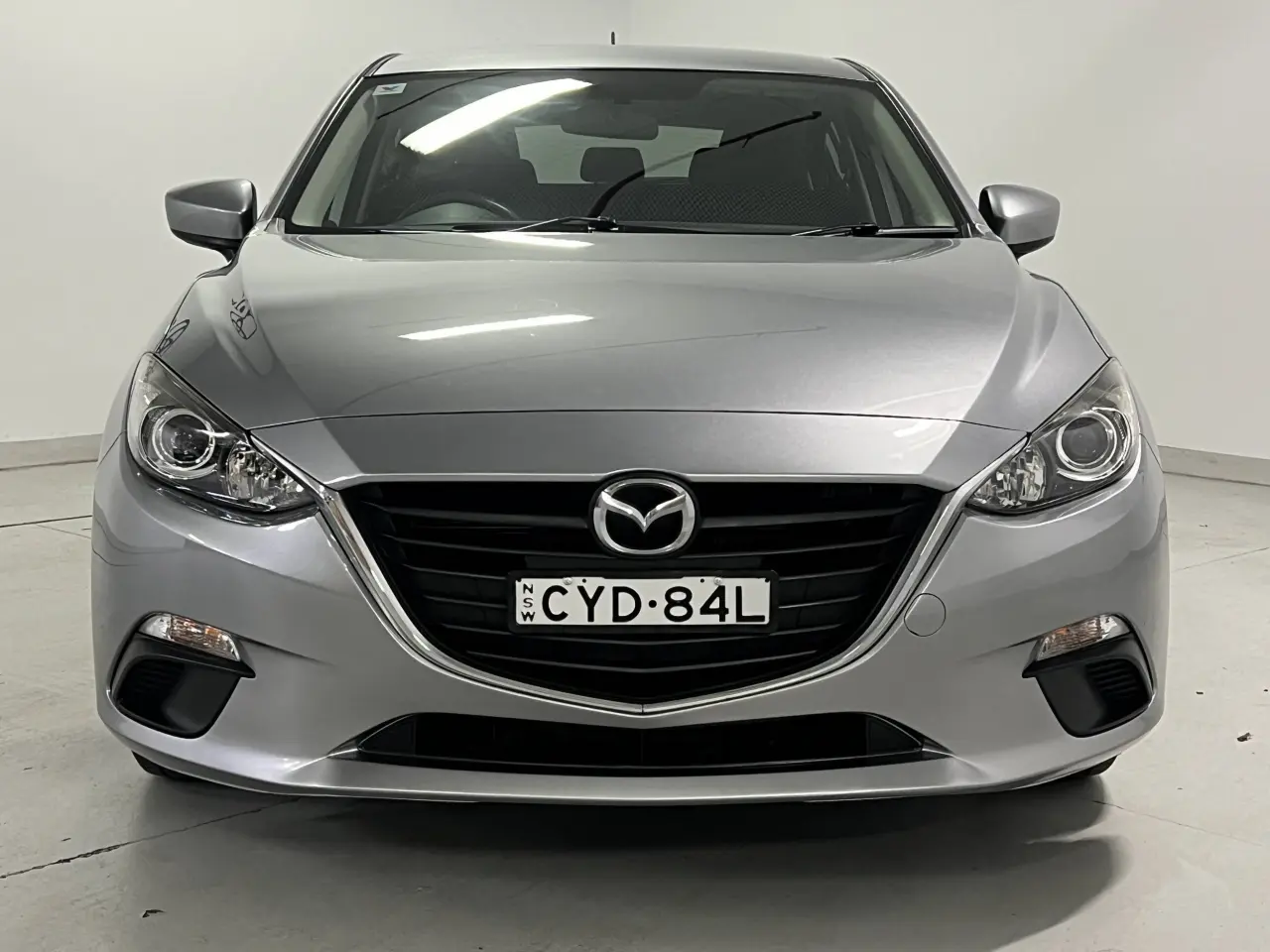 2015 MAZDA MAZDA3 Gallery Image 3