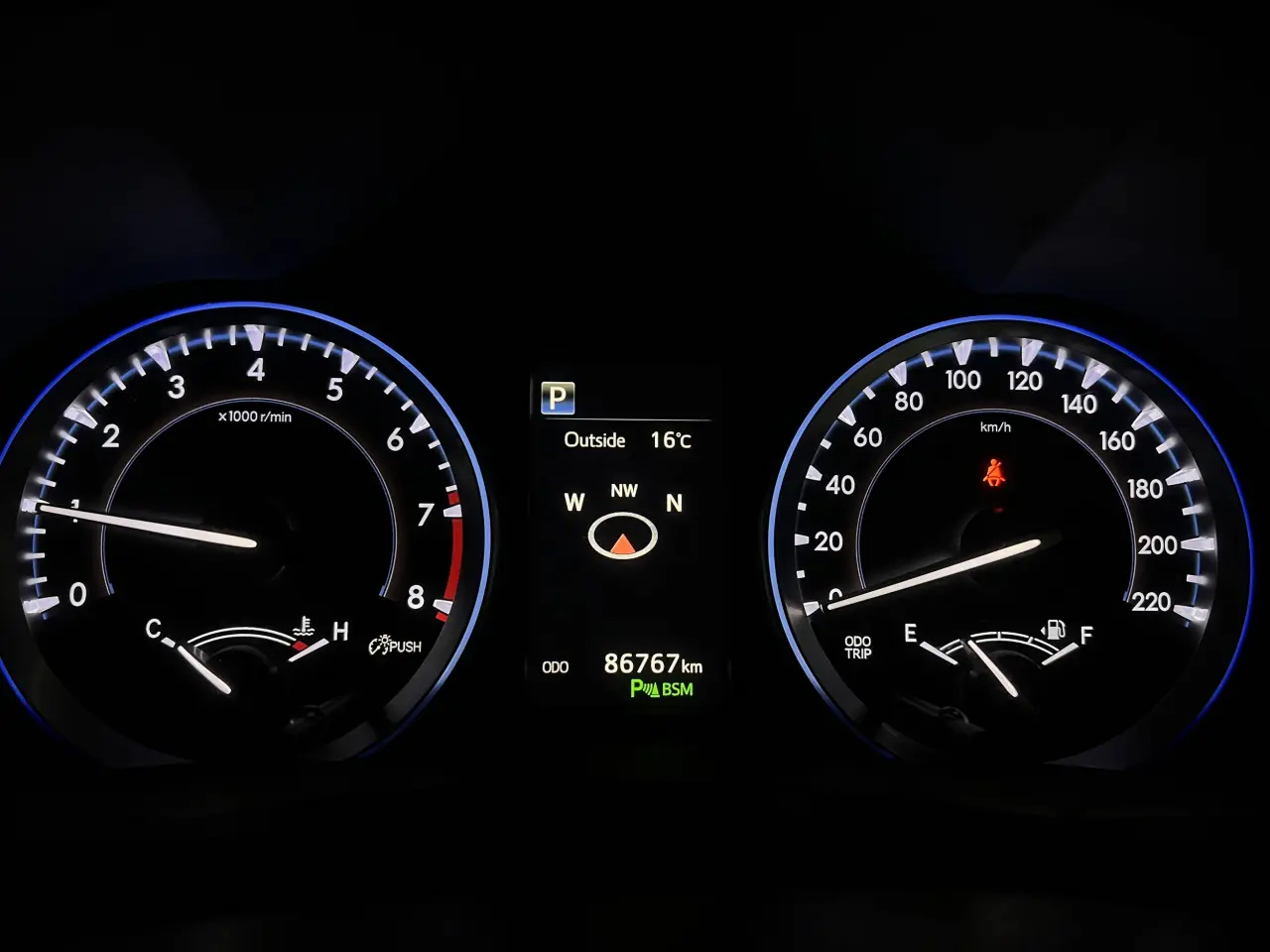 2016 TOYOTA KLUGER Gallery Image 19