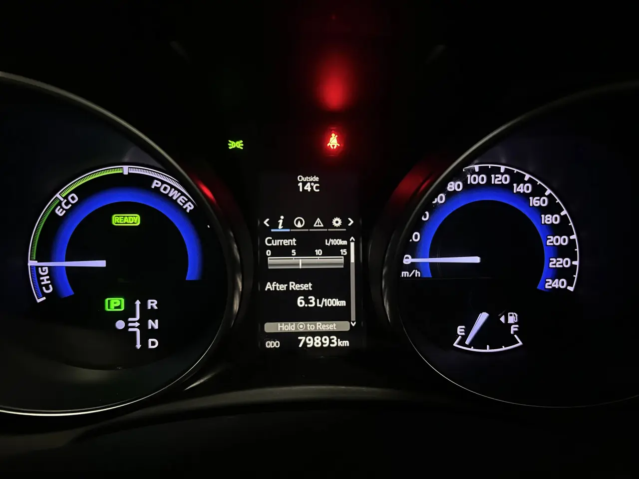 2017 TOYOTA COROLLA Gallery Image 17