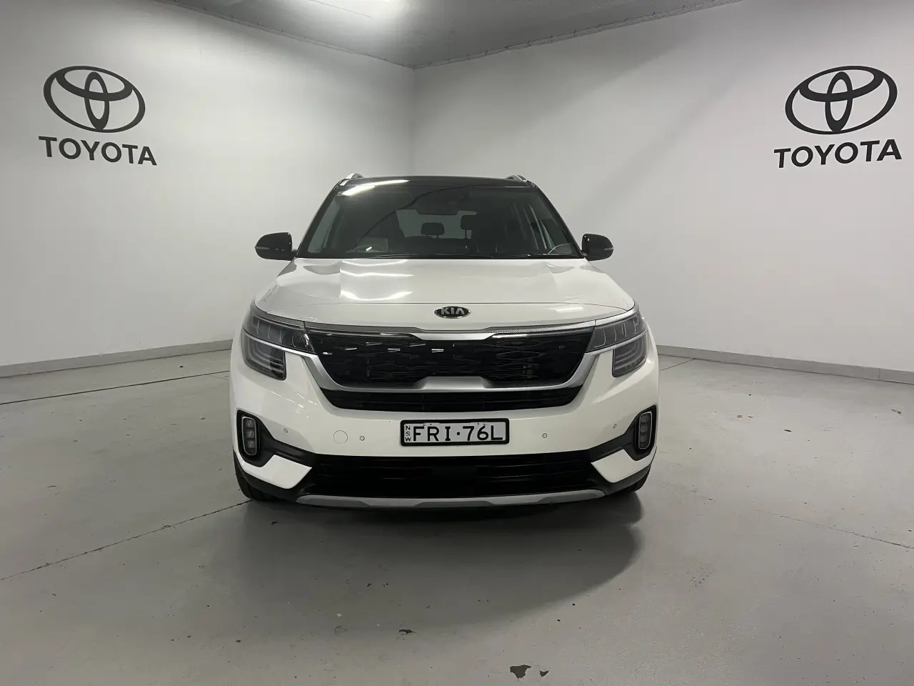 2020 KIA SELTOS Gallery Image 2